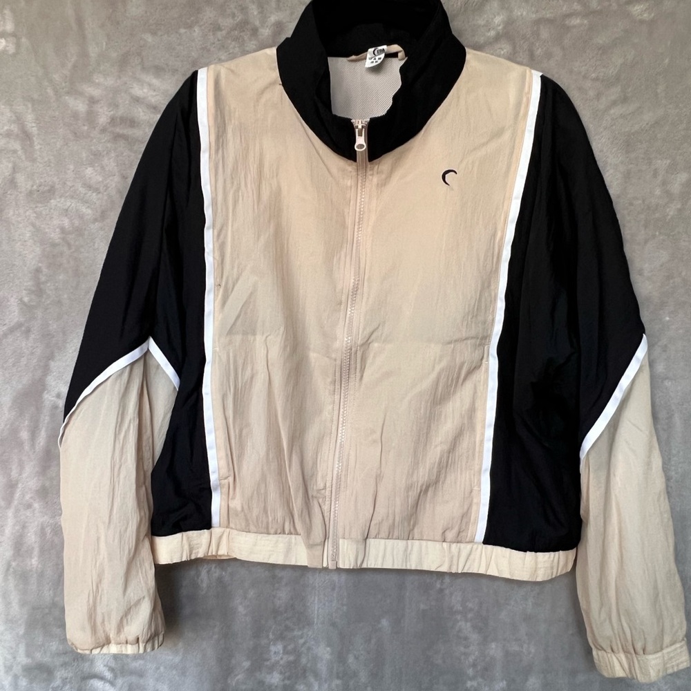 Zyia Active Black Tan Athleisure Crop Jacket. Size M. Retro Windbreaker